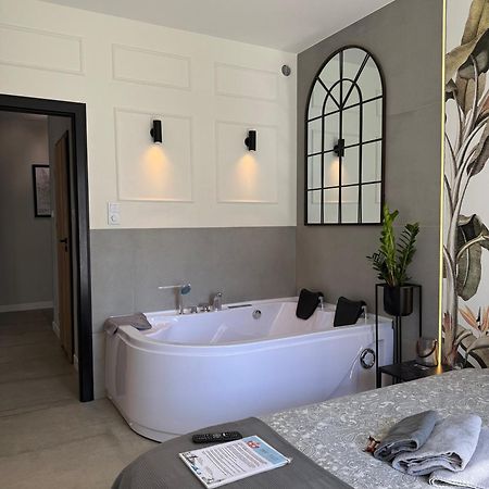 Jacuzzi Apartamenty Gdansk - Relax Apartments Экстерьер фото
